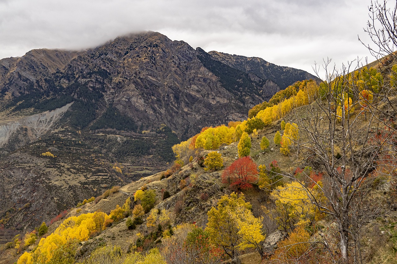 Mountains - free online jigsaw puzzle photo