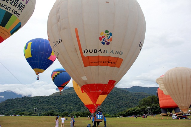 Taiwan, Balon Cu Aer Cald, Colorat