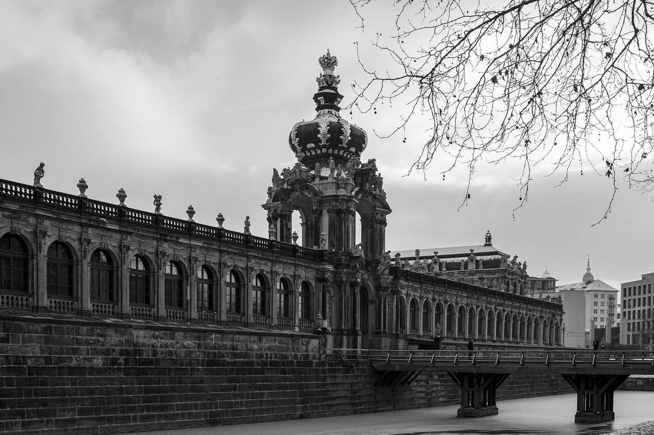 Castle - free online jigsaw puzzle photo