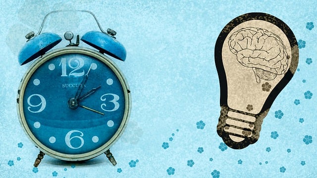Free time clock light bulb illustration