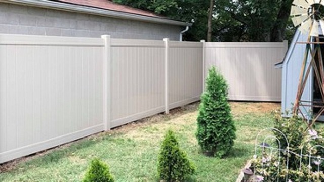 Free Fence Company Near Me photo and picture