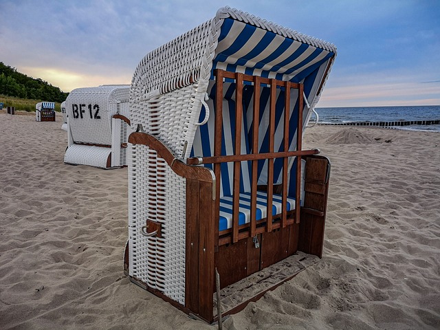 Free Beach Chair Sea photo and picture