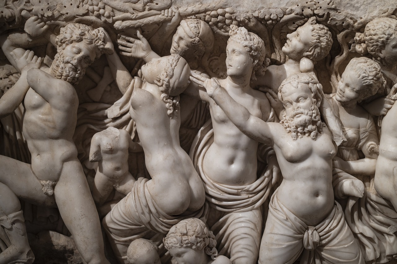 Tomb - free online jigsaw puzzle photo