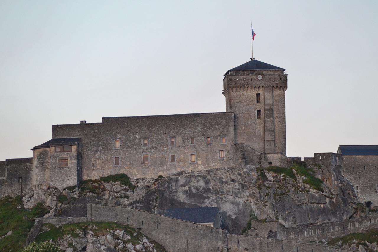 castle-height-visit-free-photo-on-pixabay-pixabay