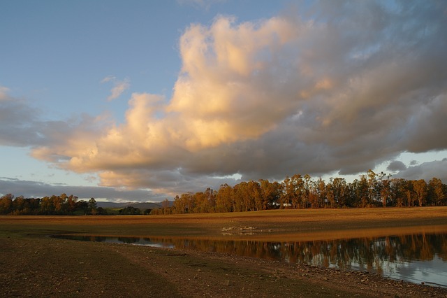 Free Clouds Lake photo and picture