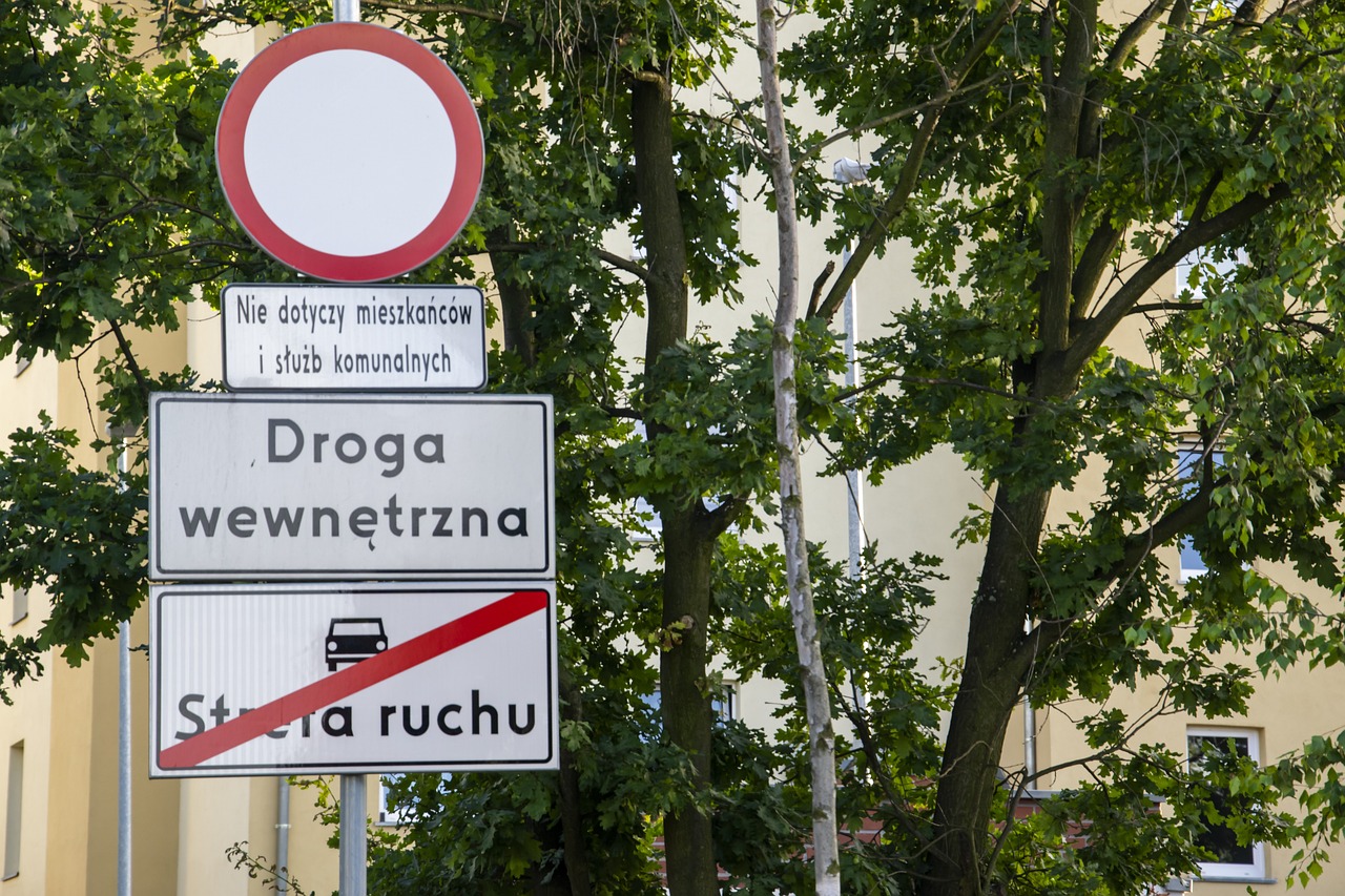 Road Sign - free online jigsaw puzzle photo