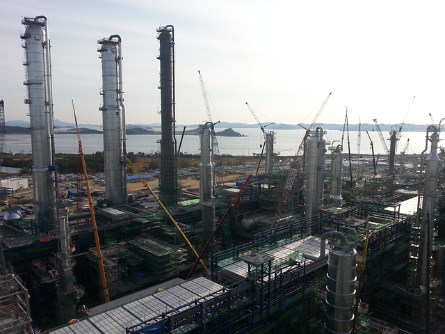 Free Construction Petrochemical photo and picture