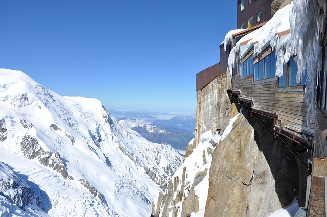 Free Mountains Cabin photo and picture