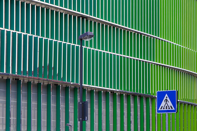 Free Building Urban photo and picture