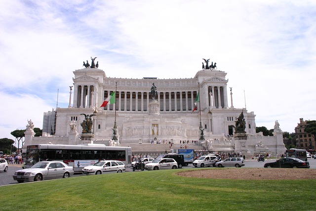 Free Rome Venetian Square photo and picture