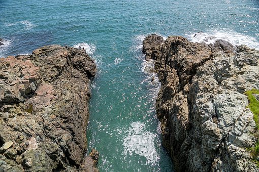 Free Coast Narrow photo and picture
