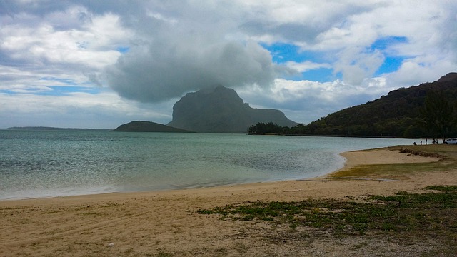 Free Mauritius Sun photo and picture