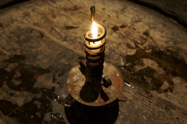 Free Candle Light photo and picture