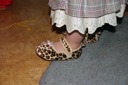 Free Cute Feet photo and picture
