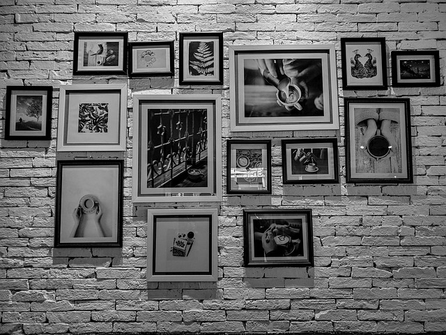 Free Black And White Pic photo and picture