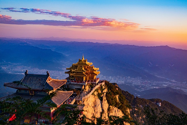 Free Mountains Buildings photo and picture