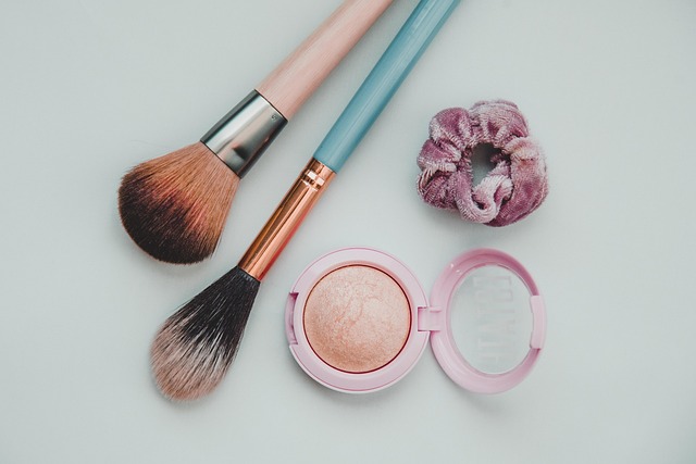 Brushes, makeup, beauty and fashion — photo by hoffmanbrin