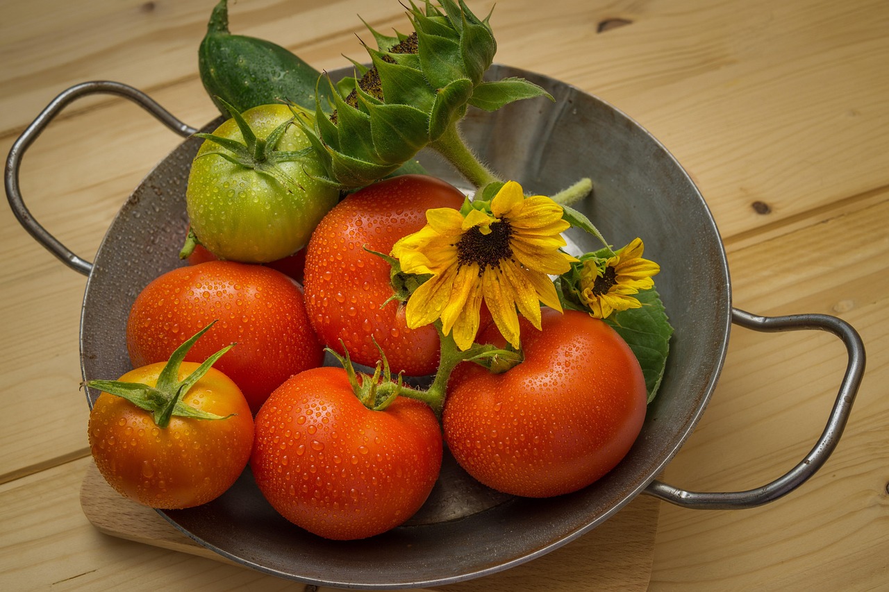Tomatoes - free online jigsaw puzzle photo