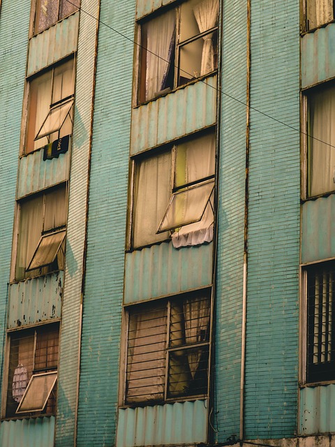 Free Building Hotel photo and picture