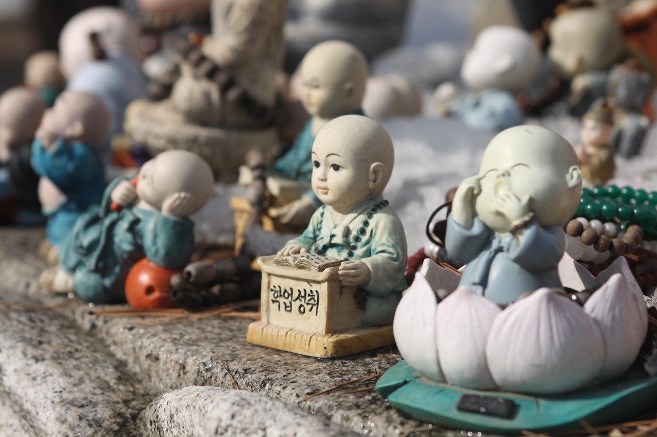 Monk - free online jigsaw puzzle photo