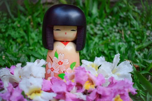 Free Kokeshi Kokeshi Doll photo and picture