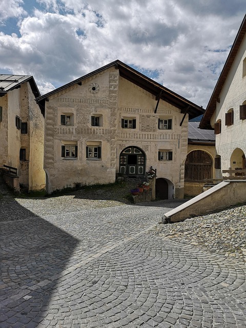 Free Guarda Engadin photo and picture