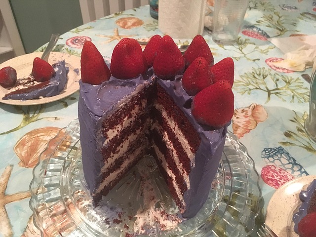 Free Cake Strawberry photo and picture