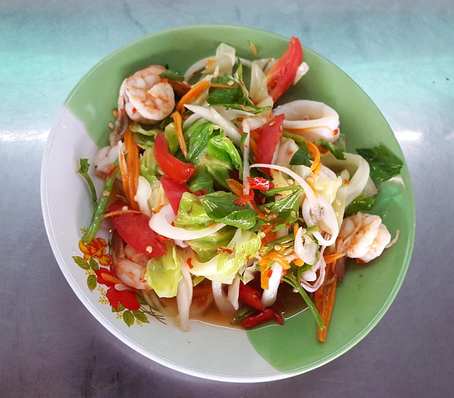 Thai-Mad, Salat, Gade Mad