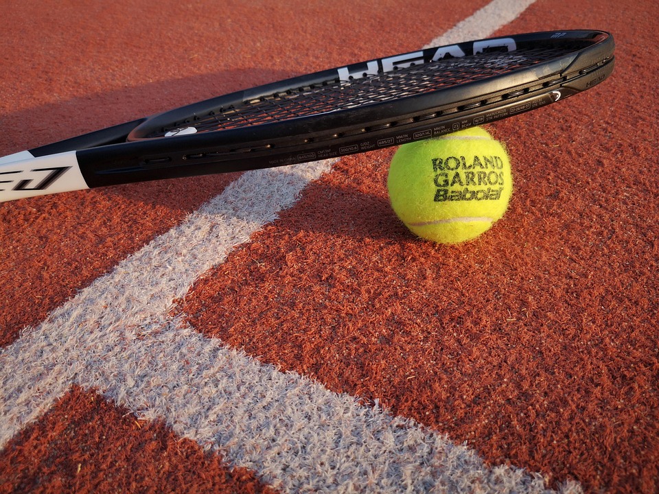 Hot Selling Pop Tennis Racket with String Raquette De Tennis for Adult Training