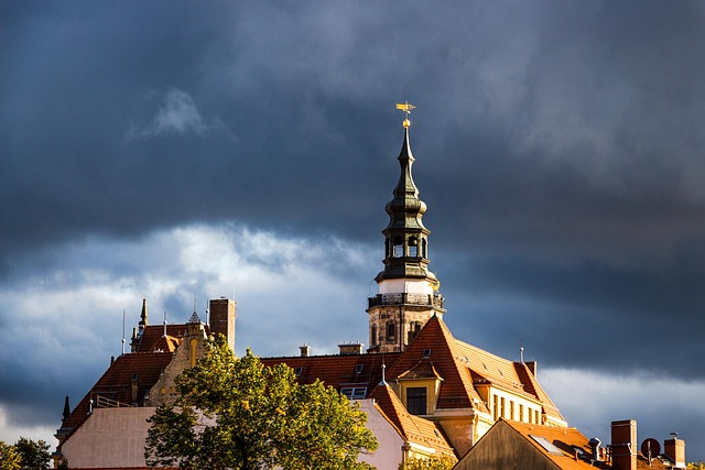 Free City Thunderstorm photo and picture