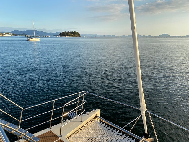 Free Sea Boat photo and picture