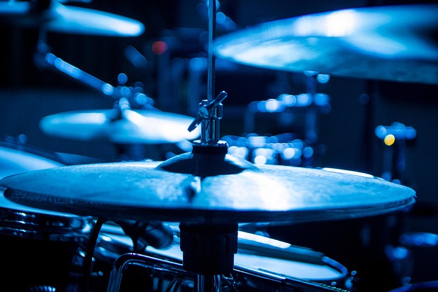 music, drums, snare, set, drum set, drummer, beat, live, band, cymbal, instruments, musical instruments, brass, rock music, drums, drum set, drum set, drum set, drum set, drum set, drummer, drummer
