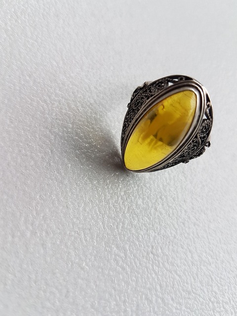 Free Ring Amber photo and picture