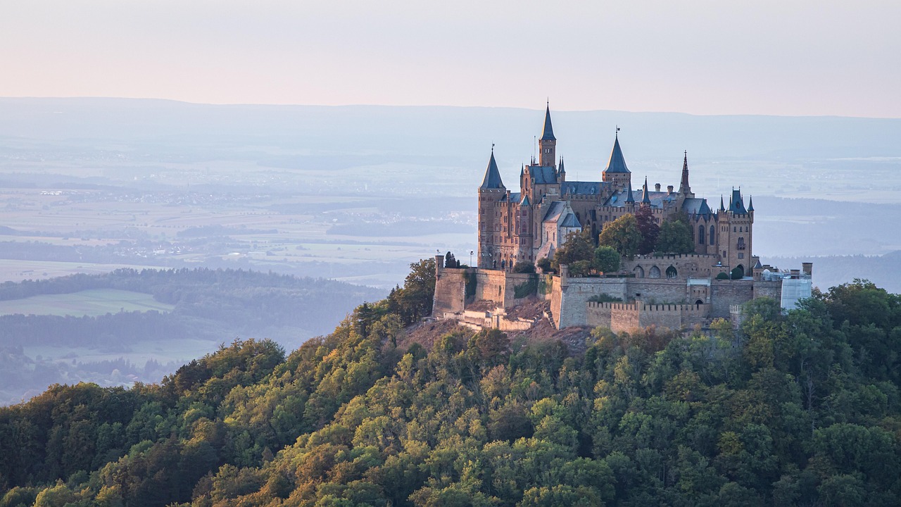 Castle - free online jigsaw puzzle photo