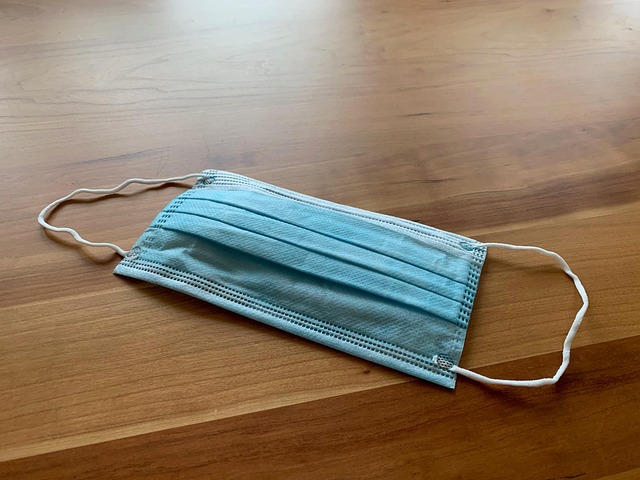 Maske, Schützende Maske, Eine Maske