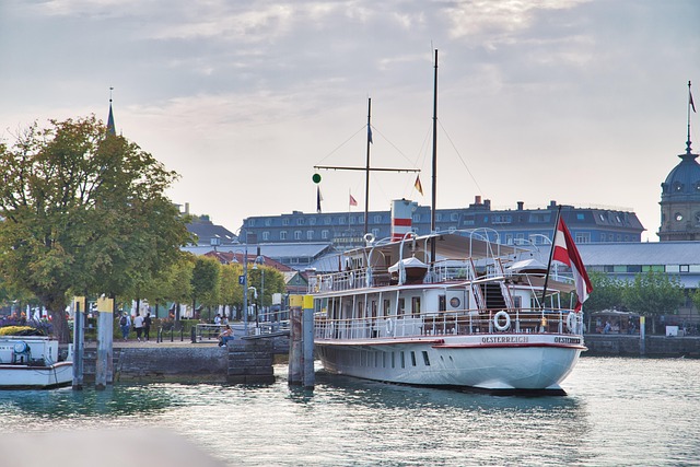 Free Ship Boat photo and picture
