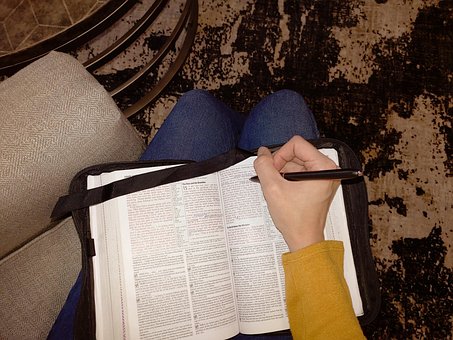 Free Worship Bible photo and picture