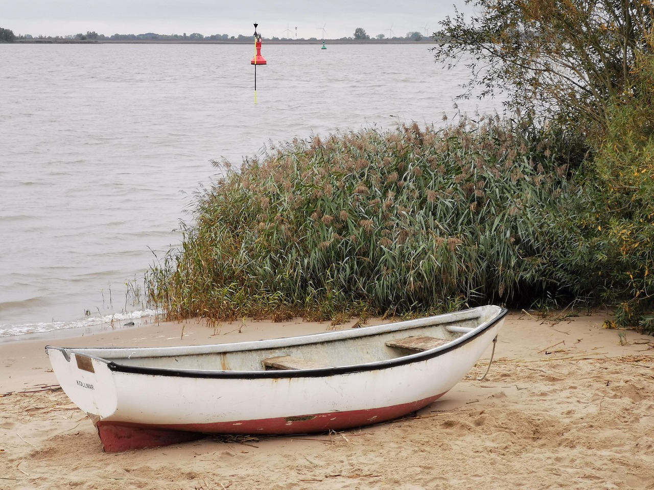 Boot, Strand, Elbe