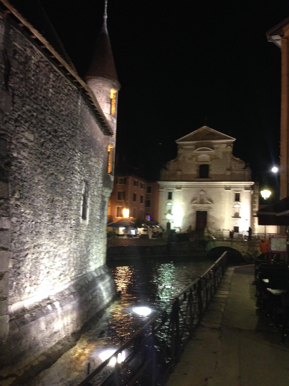 Annecy Night Building - Free photo on Pixabay - Pixabay