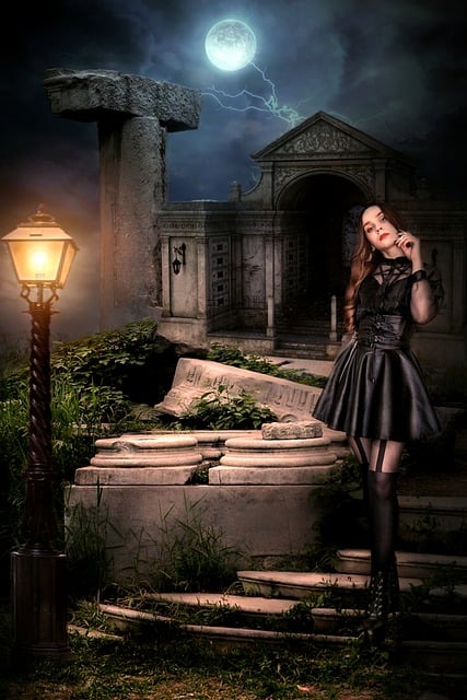 Free woman lamp moon illustration