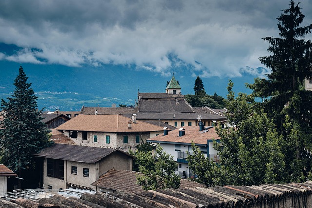 Free Houses Buildings photo and picture