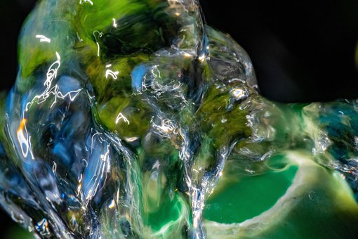 Free Water Bubbler photo and picture