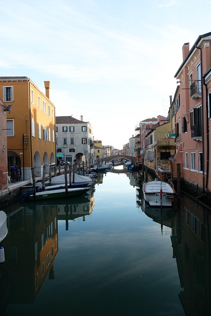 Free Channel Houses photo and picture