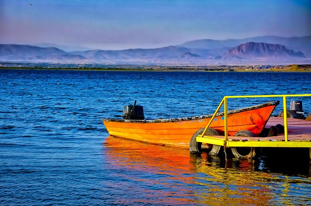 Free Lake Mountain photo and picture