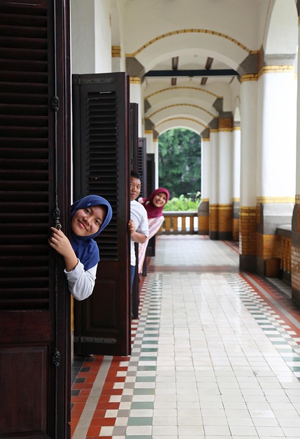 Free Door Building photo and picture