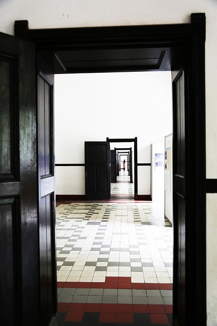 Free Doors Ancient Buildings photo and picture