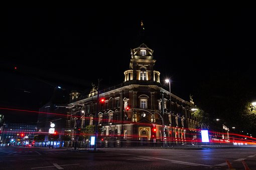 Free Stephansplatz Building photo and picture