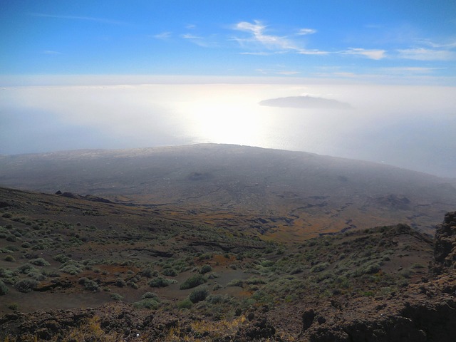 Free Volcano Bordeira photo and picture