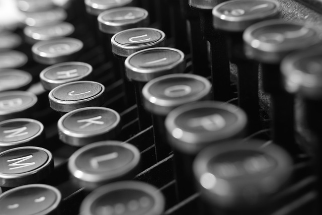 Free Typewriter Vintage photo and picture