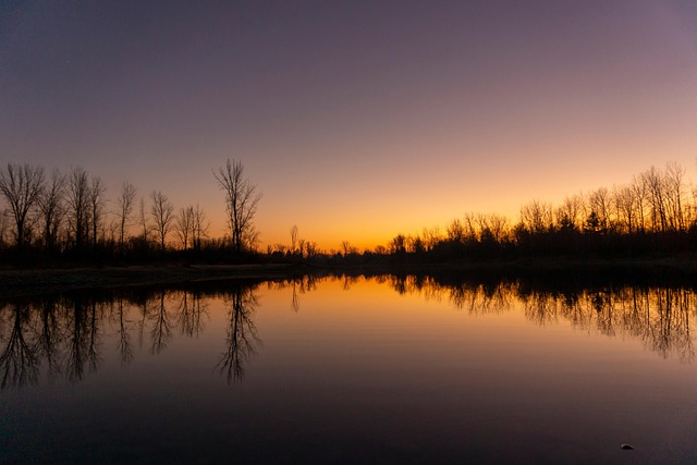 Free Night Refraction Reflection photo and picture
